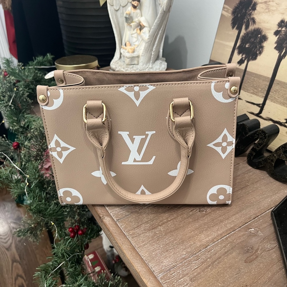 Cross body bag